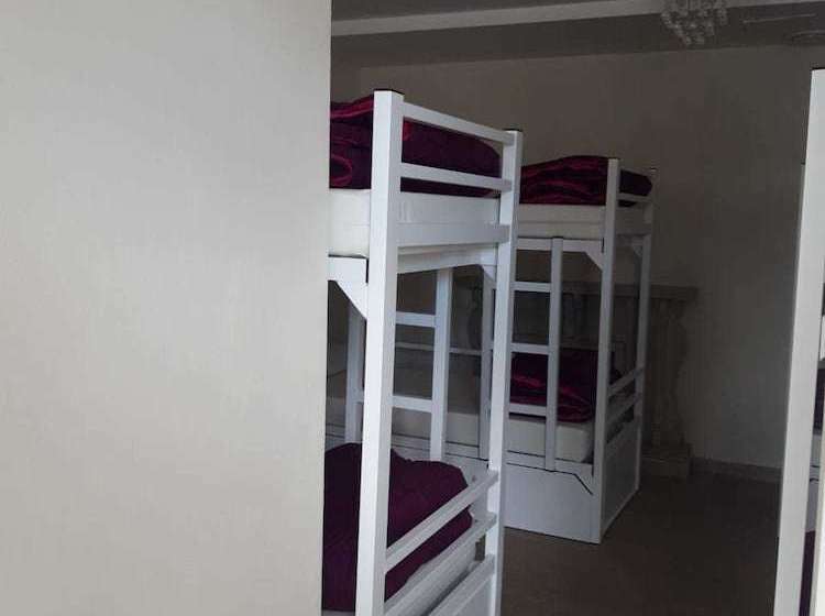 Albergue La Quintana Hostel