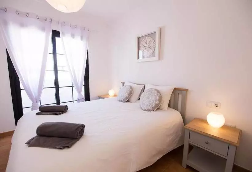 Retkeilymaja Surfers Retreat