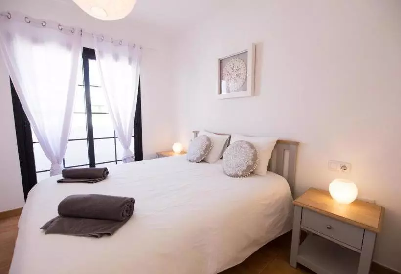 Retkeilymaja Surfers Retreat