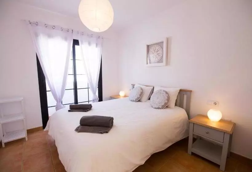 Retkeilymaja Surfers Retreat