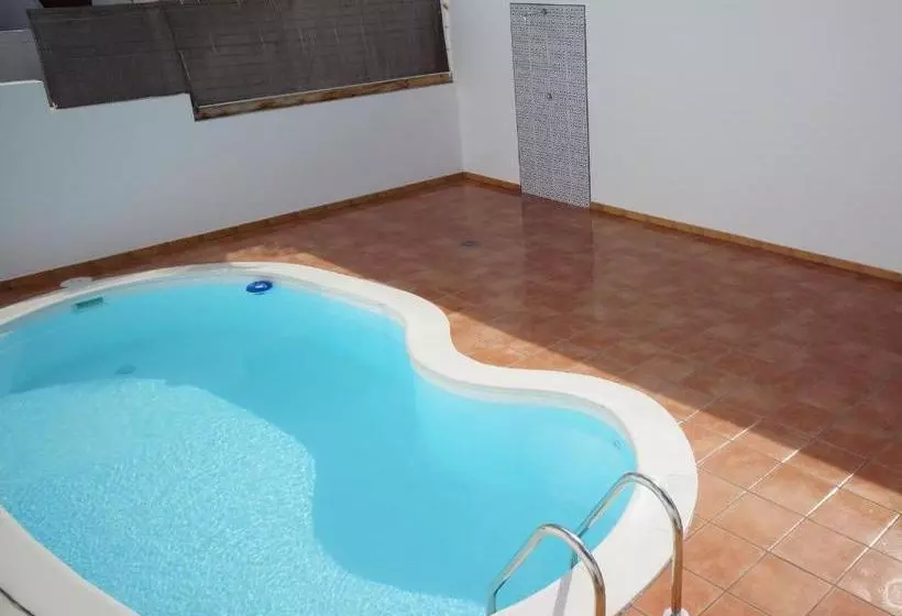 Retkeilymaja Surfers Retreat