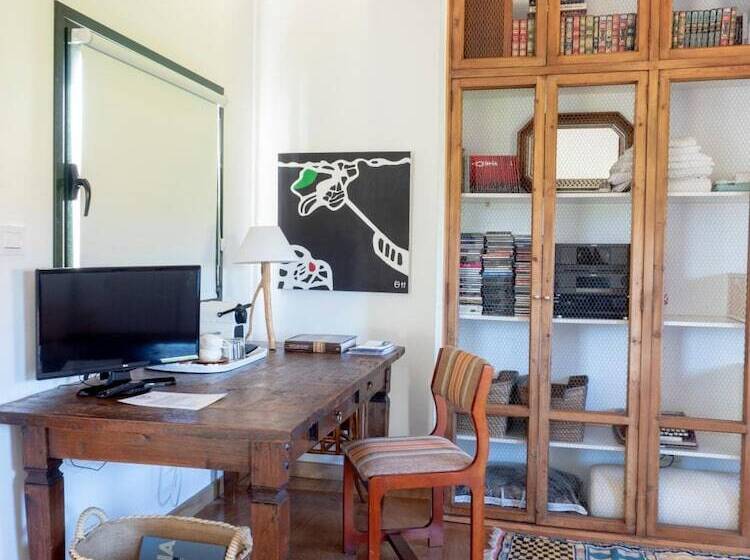 تختخواب و صبحانه Casa Lourido