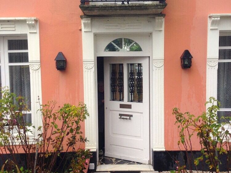 تختخواب و صبحانه Casa Lourido