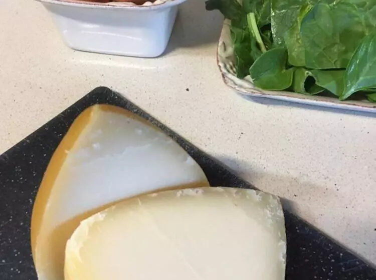 Aamiaismajoitus (B&B) Casa O Fabal