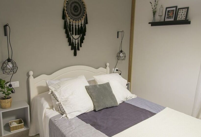 تختخواب و صبحانه La Maravilla