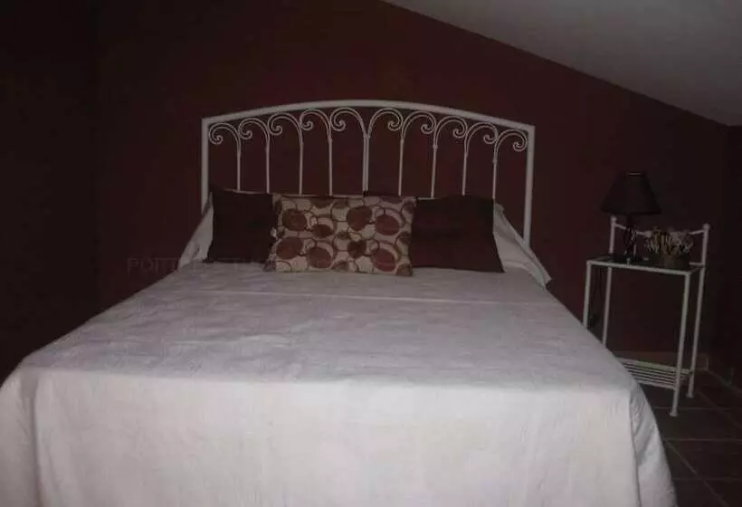 Hostal La Caballeriza