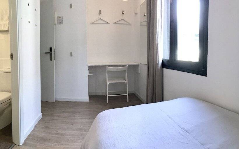 مسافرخانه Madridcito