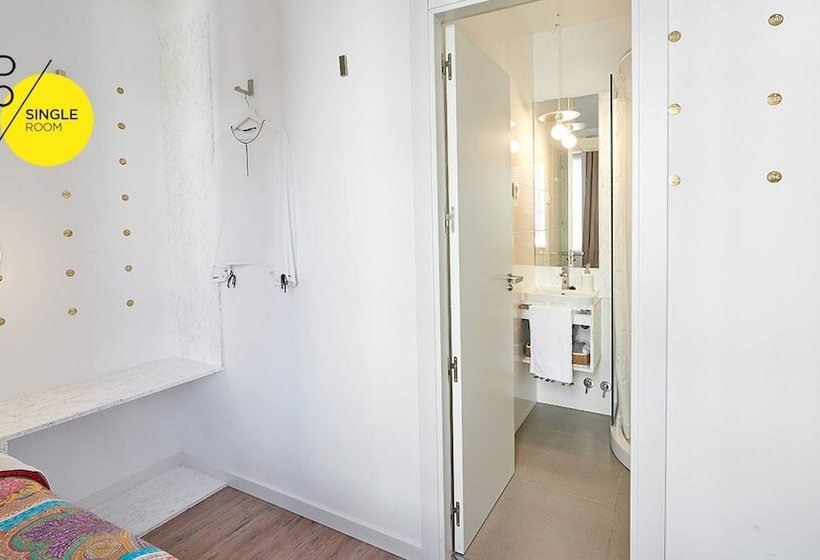 مسافرخانه Madridcito