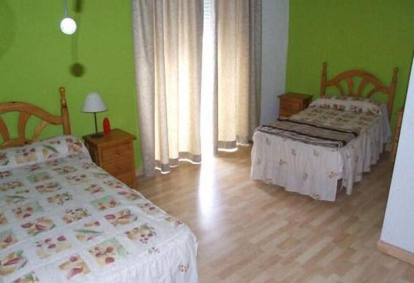 Hostal Plaza Del Pilar