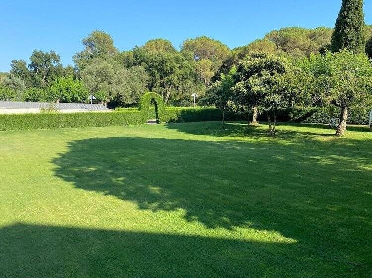 هتل Casa Santa Elena