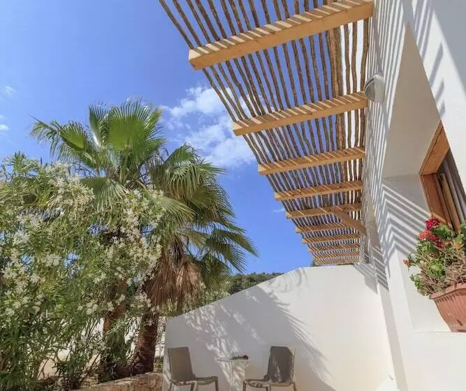 田舎風ホテル Es Pas Formentera Agroturismo