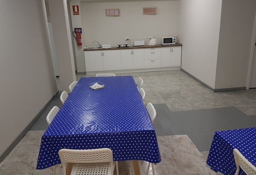 ペンション Albergue Turístico La Peregrina