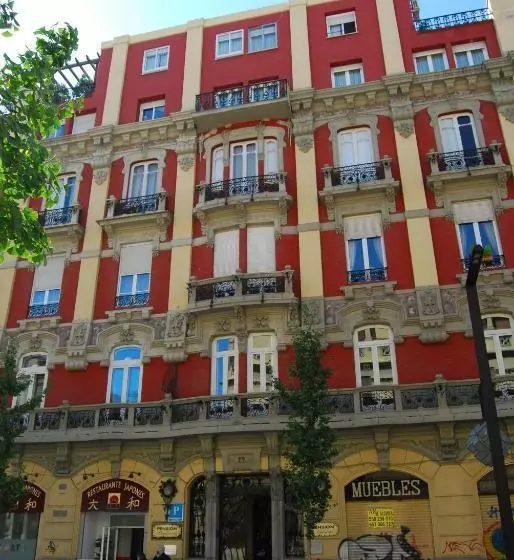 Pension Londres