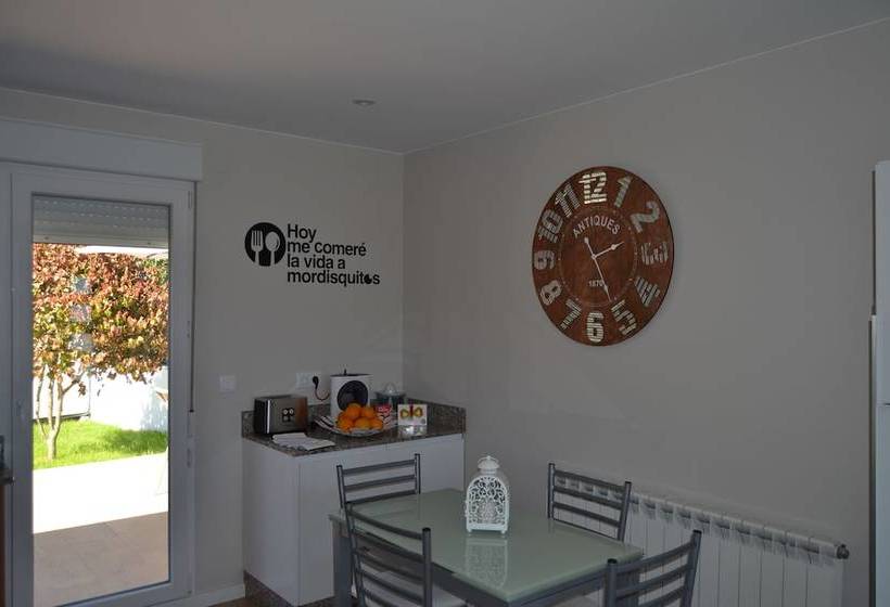 Portohouse  Near Church Of San Nicolao Of Portomarin