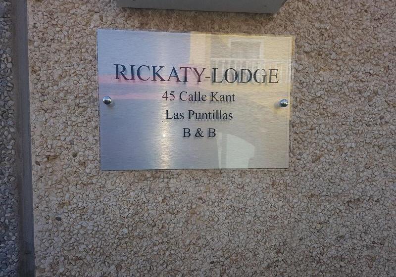 Rickaty Lodge Bed And Breakfast, Hotel De Aeropuerto, Plane Spotting Hotel, Las Palmas Airport, Gran