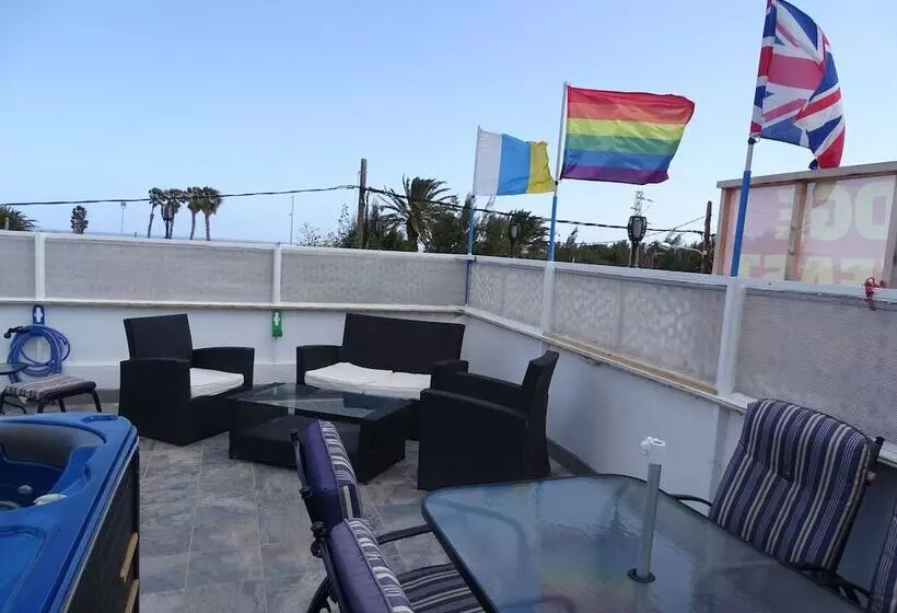 Rickaty Lodge Bed And Breakfast, Hotel De Aeropuerto, Plane Spotting Hotel, Las Palmas Airport, Gran