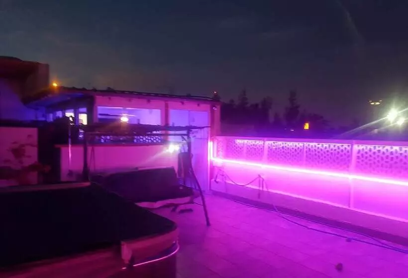 Rickaty Lodge Bed And Breakfast, Hotel De Aeropuerto, Plane Spotting Hotel, Las Palmas Airport, Gran