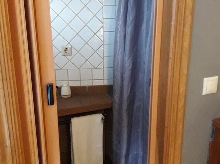 Albergue Galanas Hostel