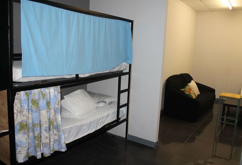 Albergue Galanas Hostel