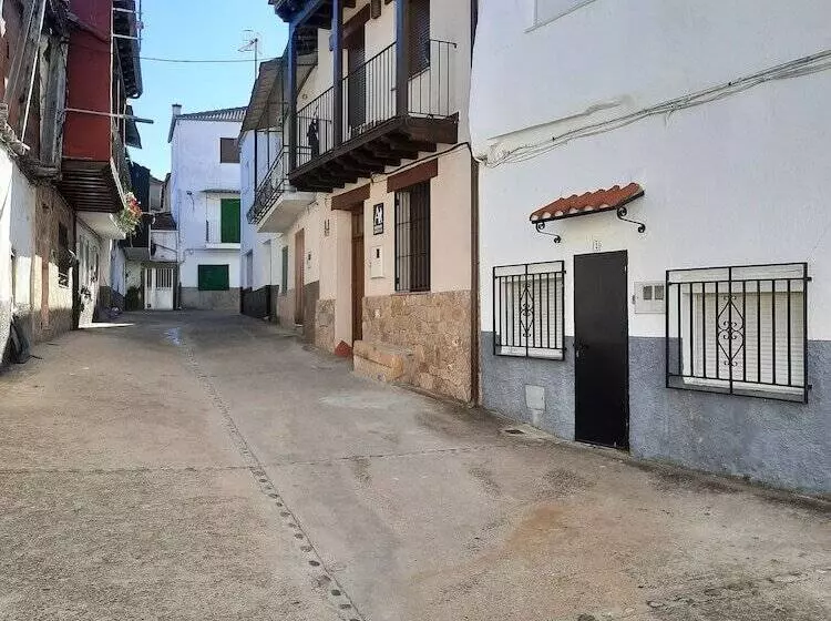 ユースホステル La Casa De Mi Abuela