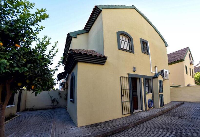 Wonderstays Chalet El Naranjo