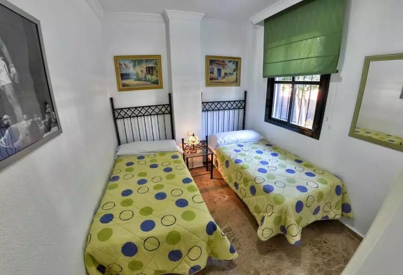 Wonderstays Chalet El Naranjo