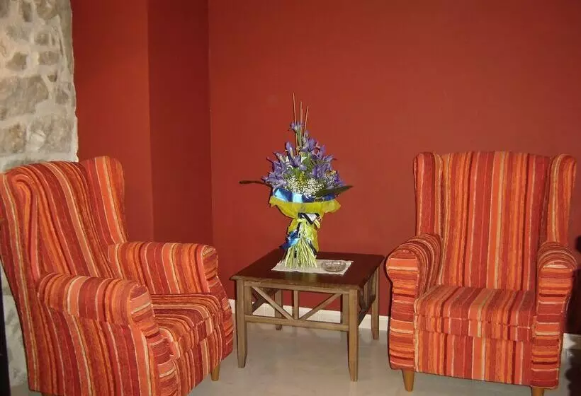 Hostal Casa Laure Y Mª Jose