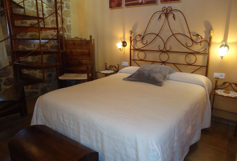 Hostal Casa Laure Y Mª Jose