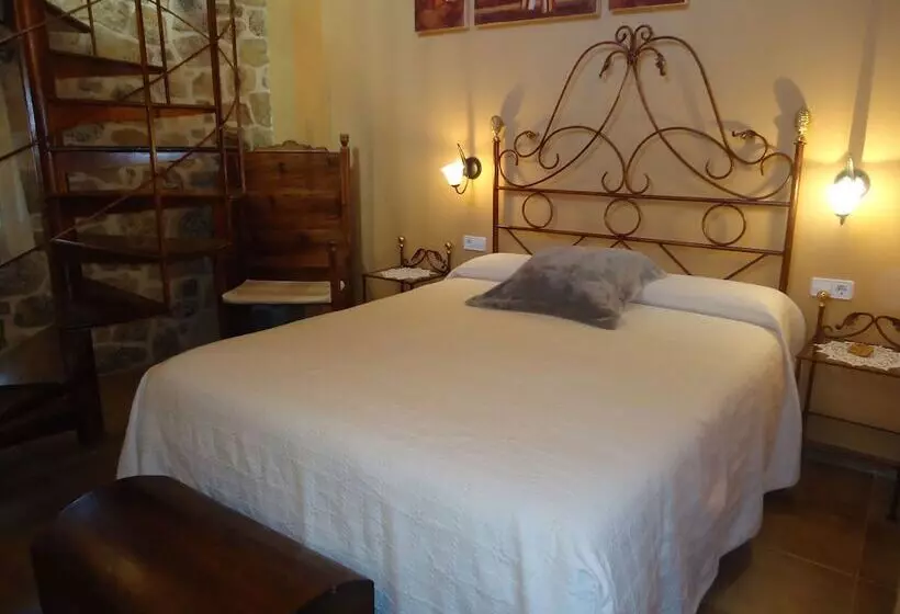 Hostal Casa Laure Y Mª Jose