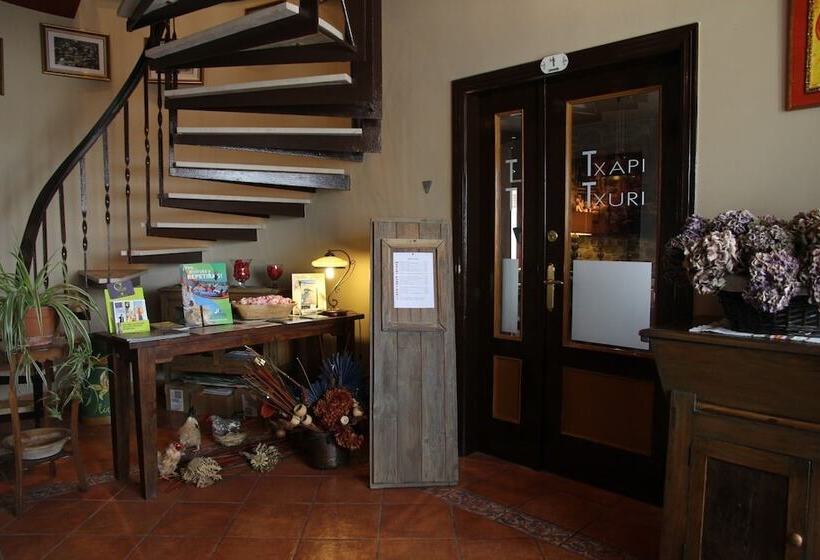 Hostal Rural Txapi Txuri Logis Hotels