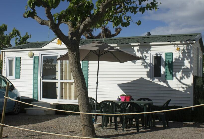 هتل Camping Tauro