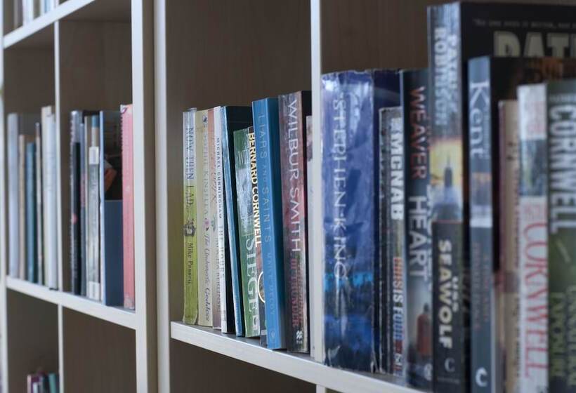 هتل Camping Tauro