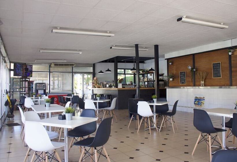 هتل Camping Tauro