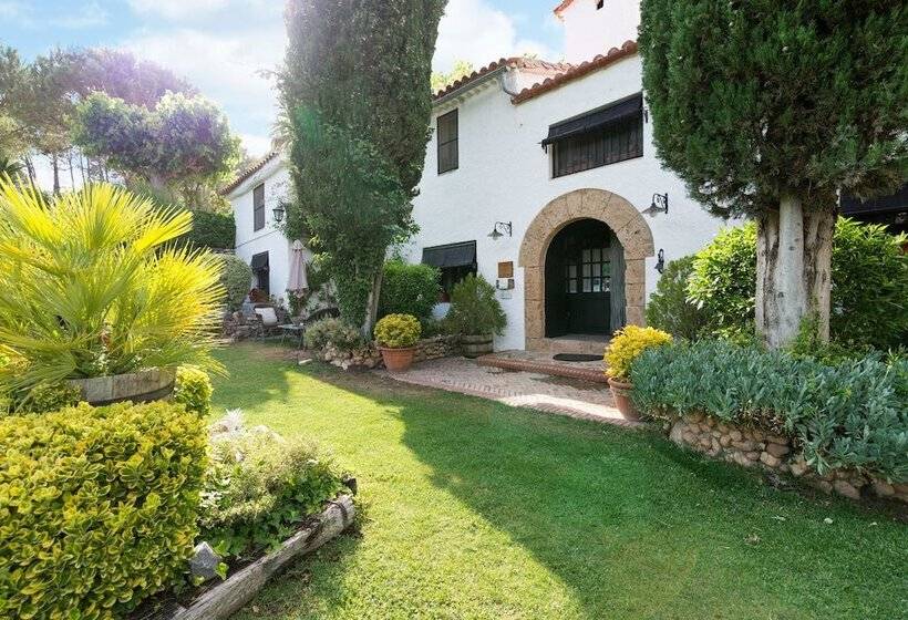 هتل Comarquinal Bioresort Penedès