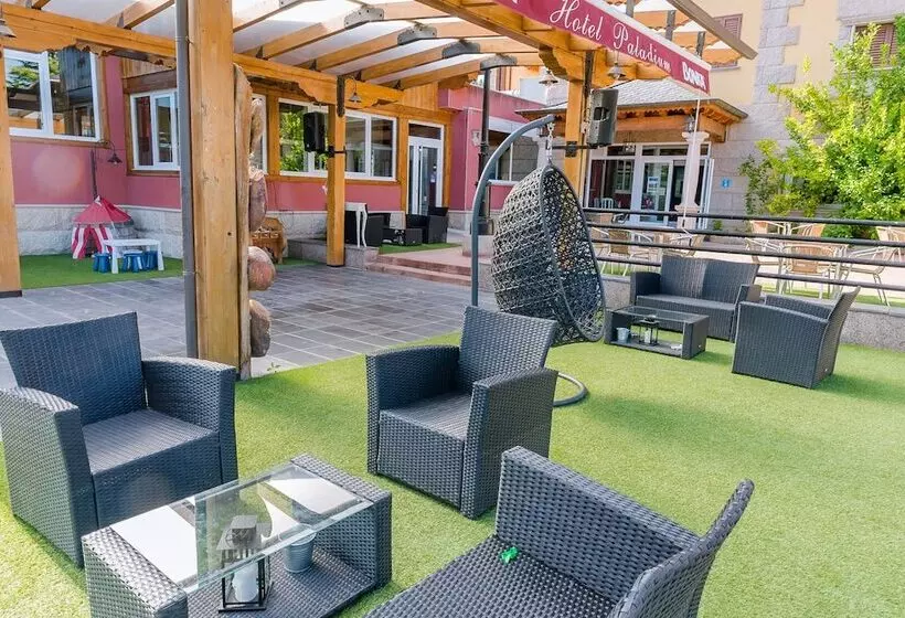 Hotelli Complejo Hostelero Paladium