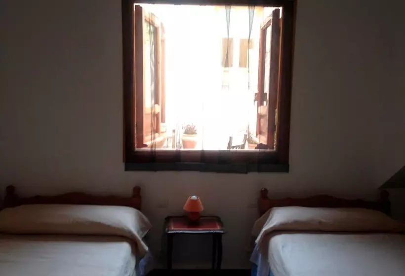 Majatalo Cortijo Urrá Field Centre, Sorbas