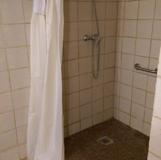 פנסיון La Casa De La Estación