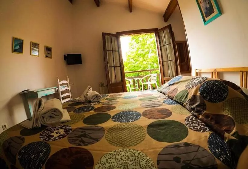 Majatalo La Wave Surf House