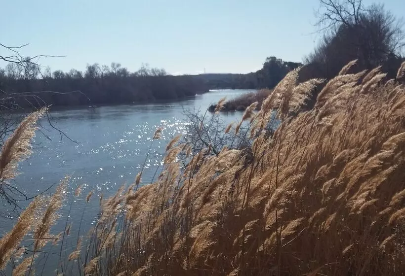 Majatalo Posada La Reja