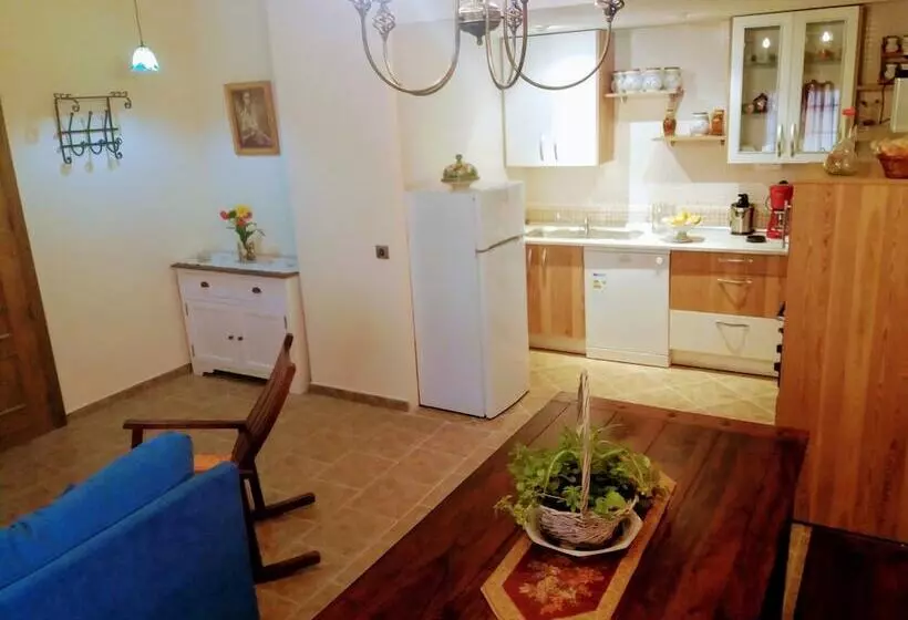 Majatalo Posada La Reja