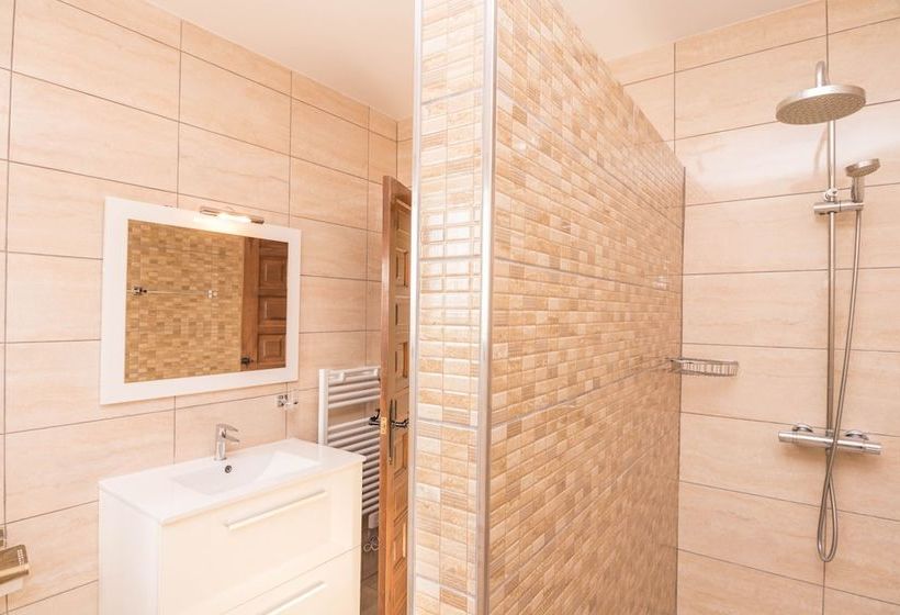 Villa Las Brujas De La Suerte