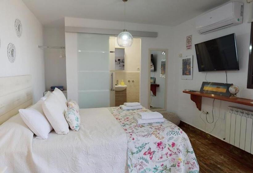 Apartamentos Oncemolinos Con Desayuno