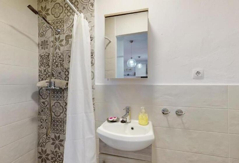 Apartamentos Oncemolinos Con Desayuno