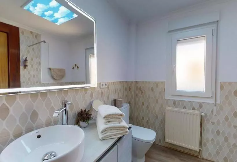 Apartamentos Oncemolinos Con Desayuno