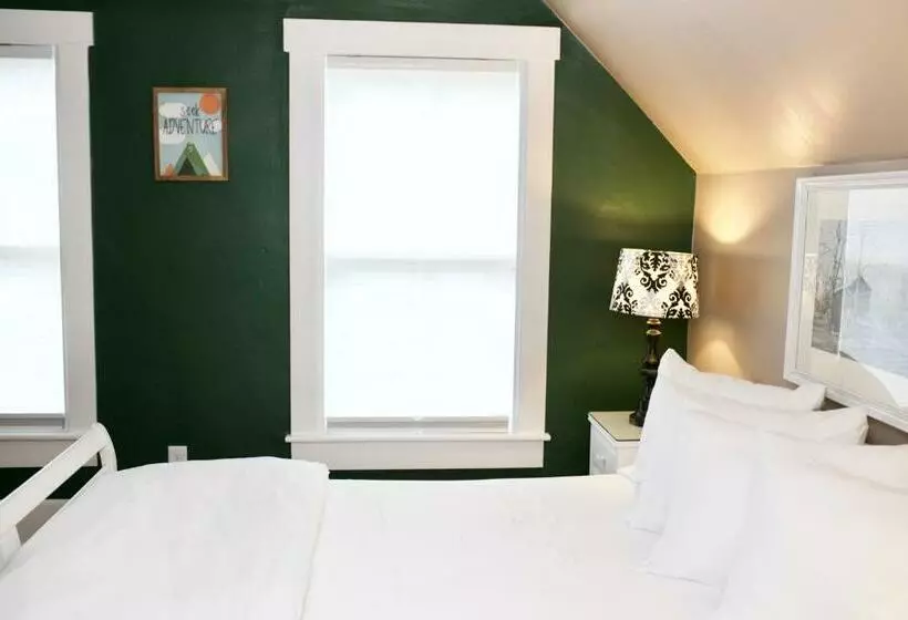 Aamiaismajoitus (B&B) Inn At Kampfires