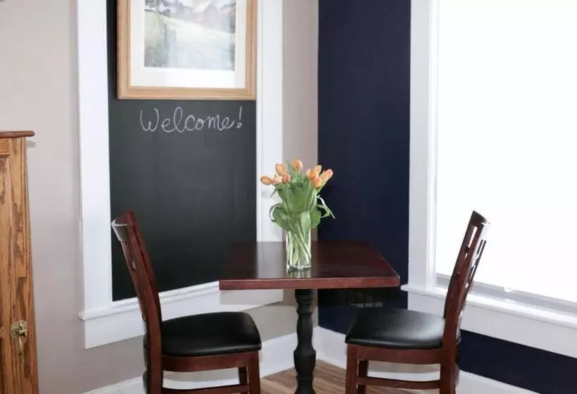 Aamiaismajoitus (B&B) Inn At Kampfires