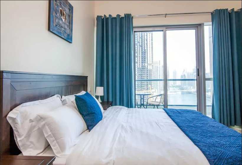 Driven Holiday Homes Bay Central