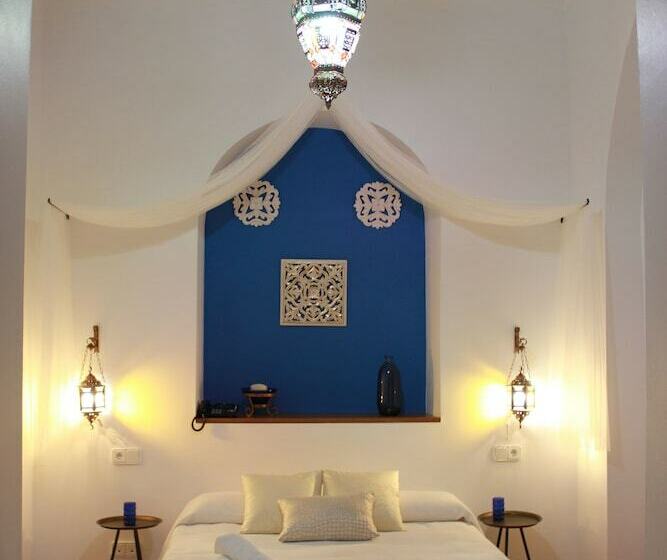 Hostal Puerta De Arcos