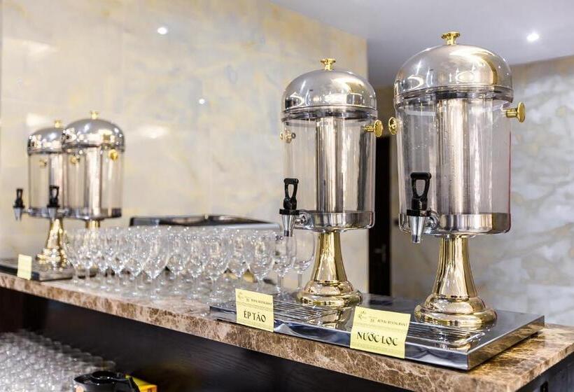 هتل Royal Quang Binh