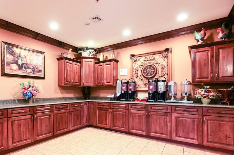 Отель The Lodge At Flat Rock